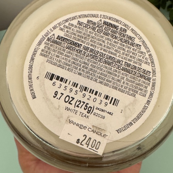 WoodWick White Teak Candle with Tan Lid - Picture 4 of 4